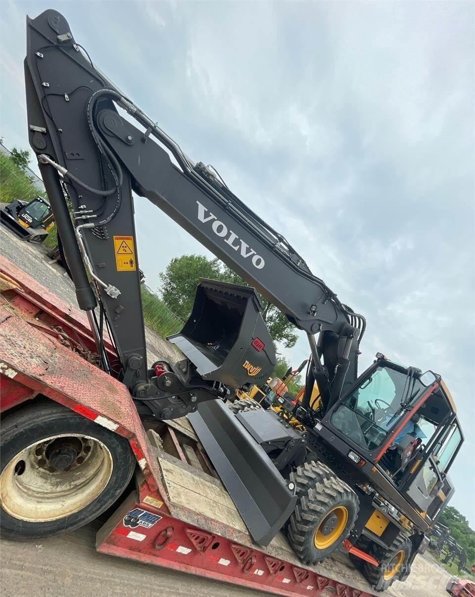 Volvo EW220E Ekskavatori uz riteņiem