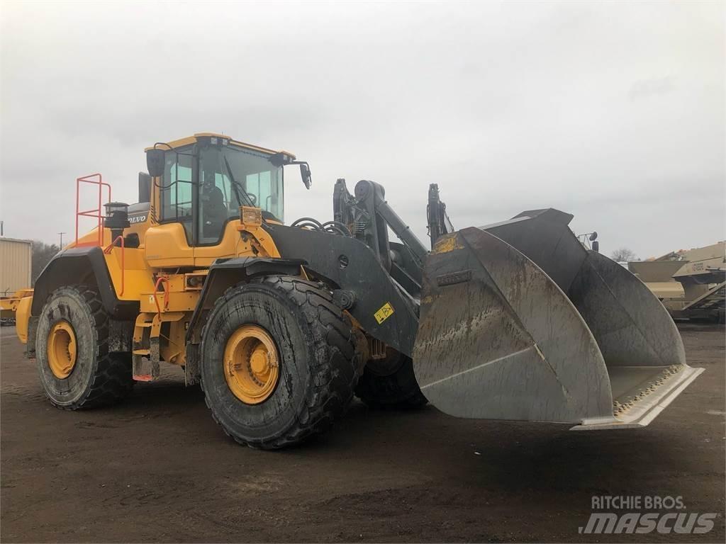 Volvo L220H Iekrāvēji uz riteņiem