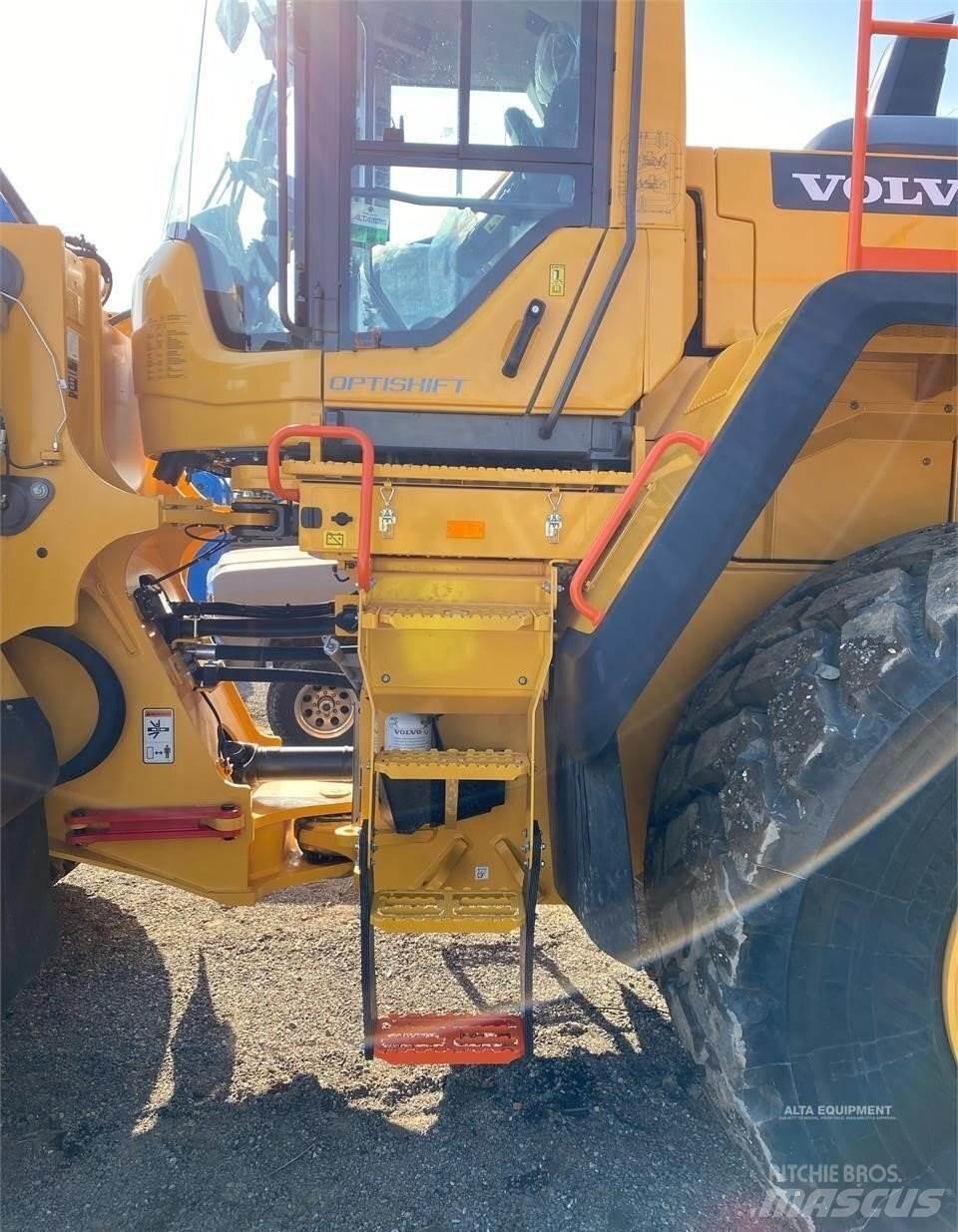 Volvo L220H Iekrāvēji uz riteņiem