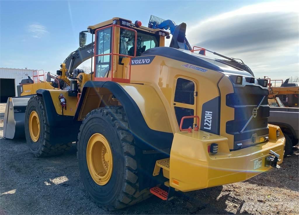 Volvo L220H Iekrāvēji uz riteņiem