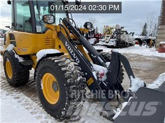 Volvo L25 Iekrāvēji uz riteņiem