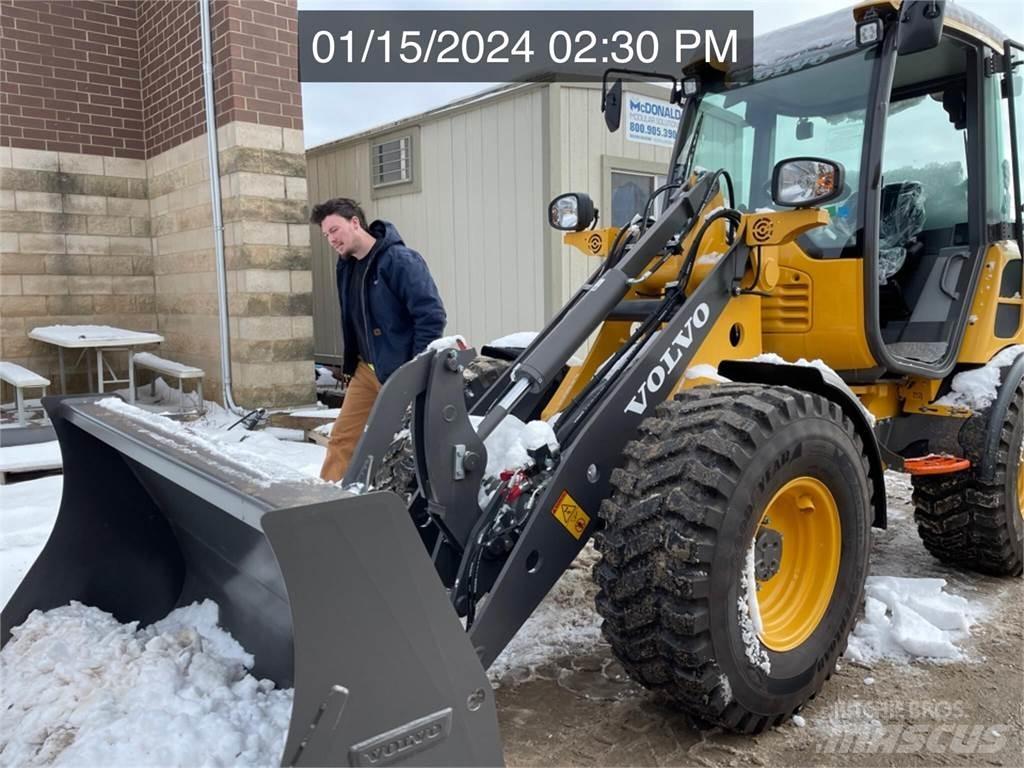 Volvo L25 Iekrāvēji uz riteņiem