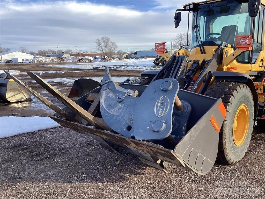 Volvo L60H Iekrāvēji uz riteņiem