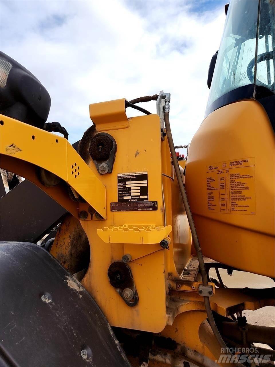 Volvo L60H Iekrāvēji uz riteņiem