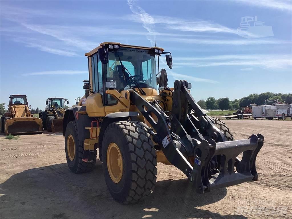 Volvo L60H Iekrāvēji uz riteņiem