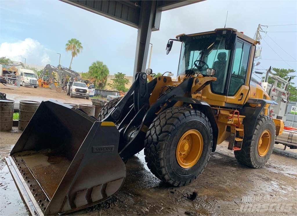 Volvo L60H Iekrāvēji uz riteņiem