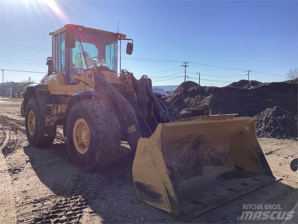 Volvo L70G Iekrāvēji uz riteņiem