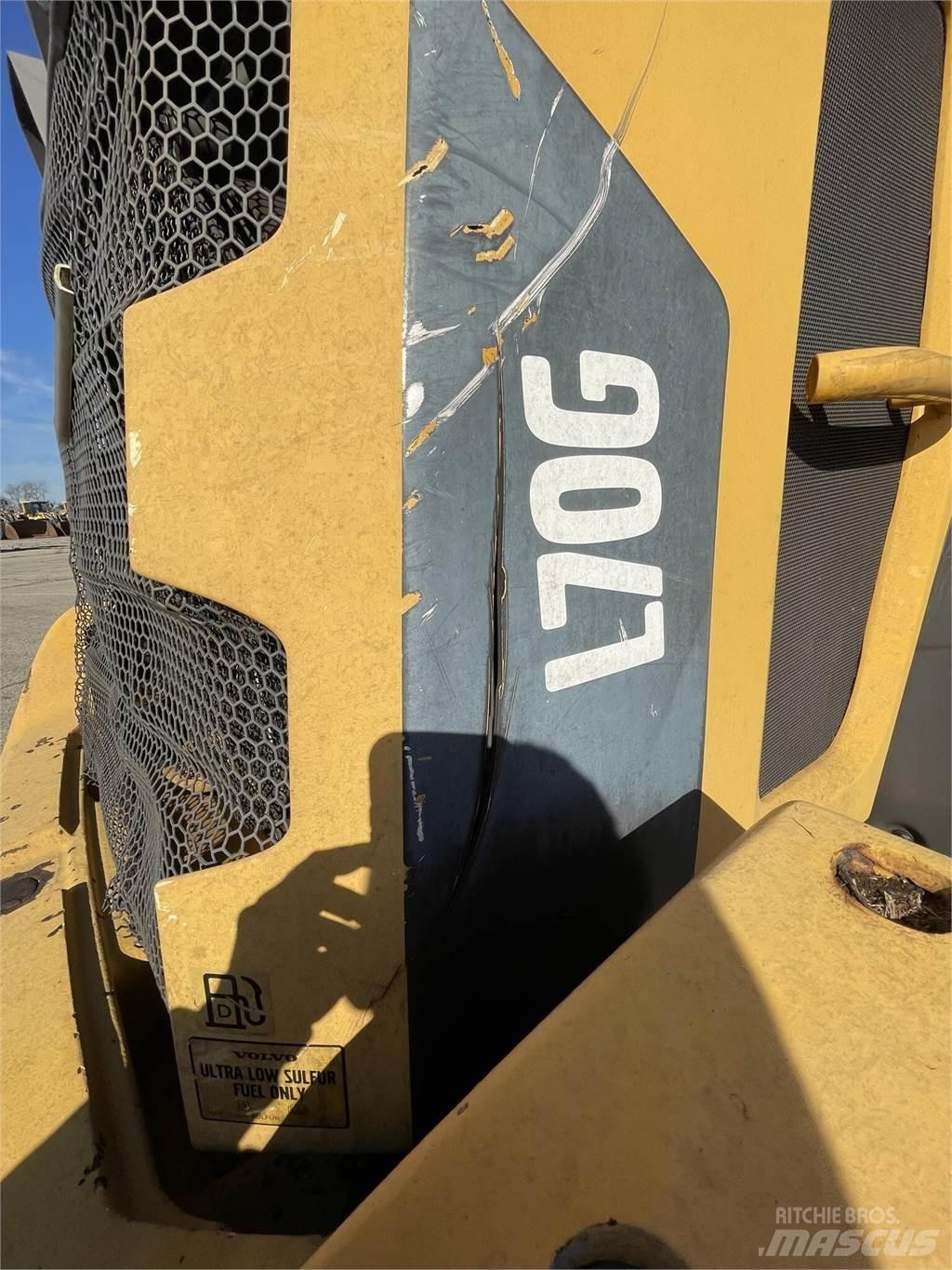 Volvo L70G Iekrāvēji uz riteņiem