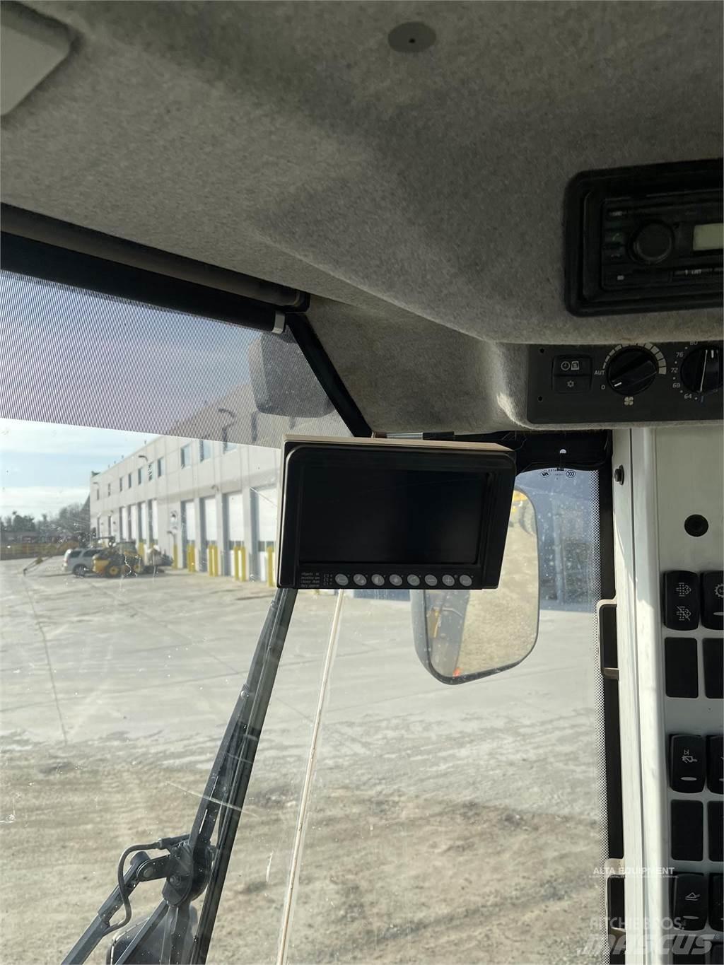 Volvo L70H Iekrāvēji uz riteņiem