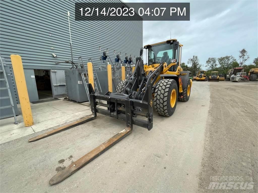 Volvo L90H Iekrāvēji uz riteņiem