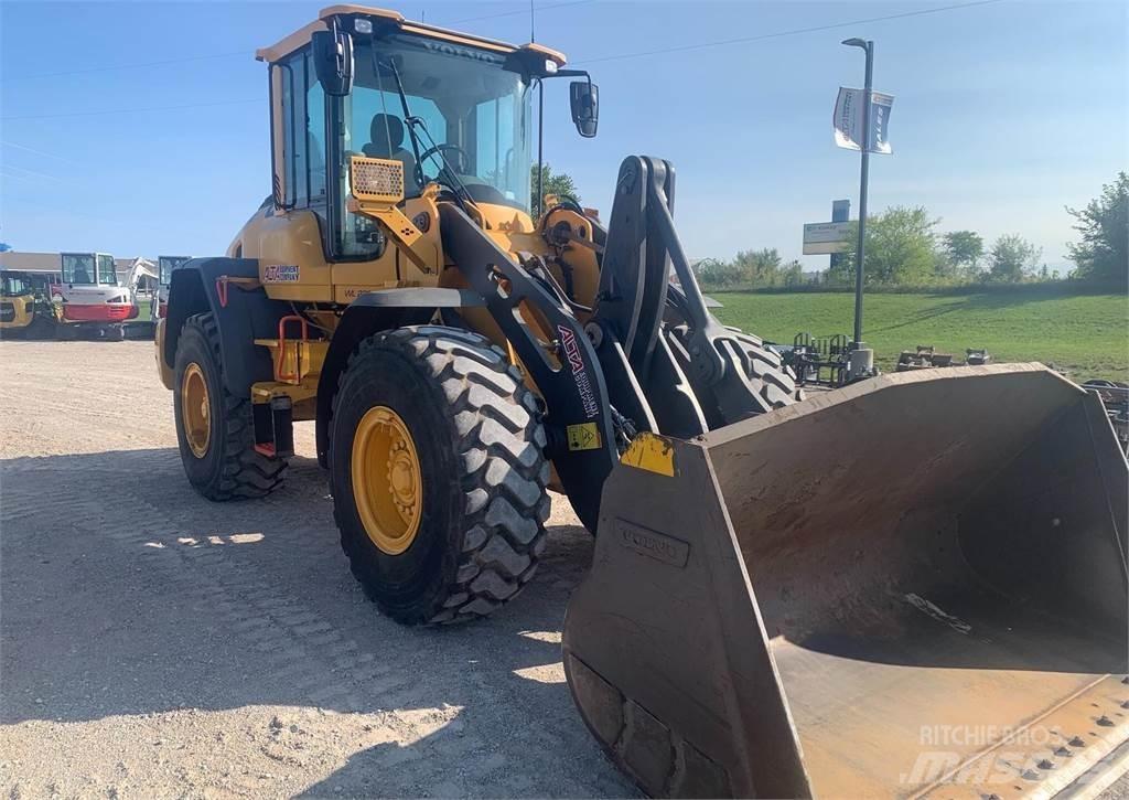 Volvo L90H Iekrāvēji uz riteņiem