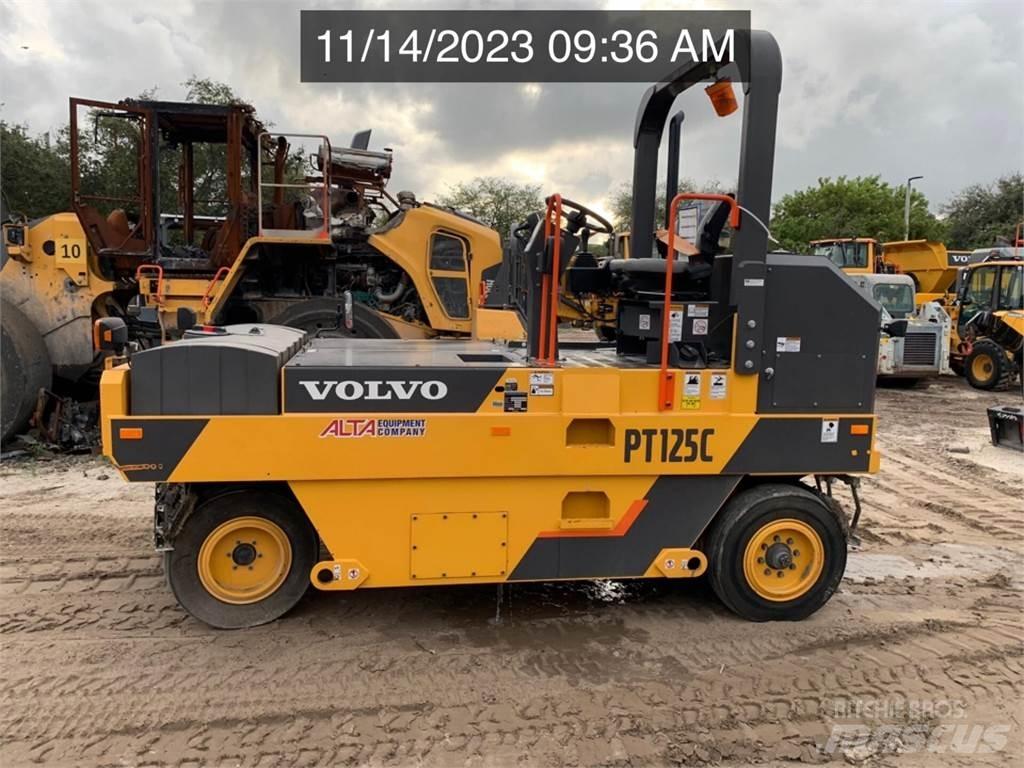 Volvo PT125C Pneimatiskie veltņi