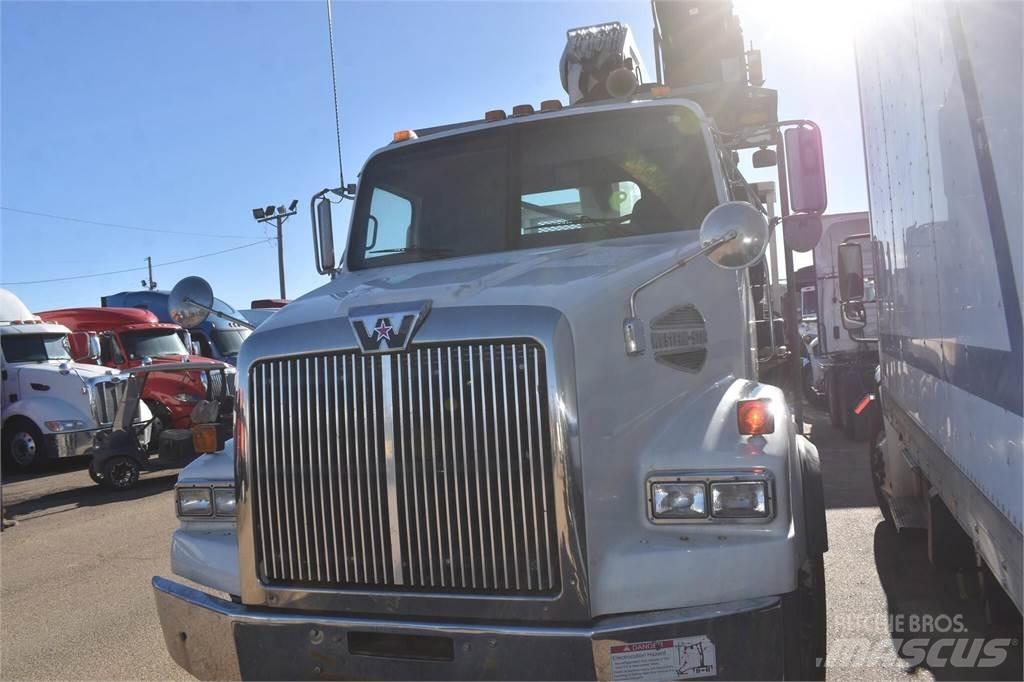 Western Star 4900 Smagās mašīnas ar celtni