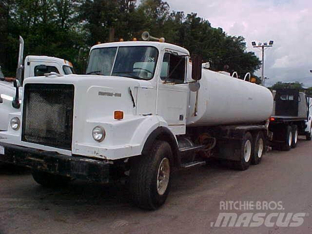 Western Star 6964F Autocisterna