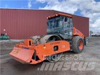 XCMG CV123PDU Divvalču grunts veltņi