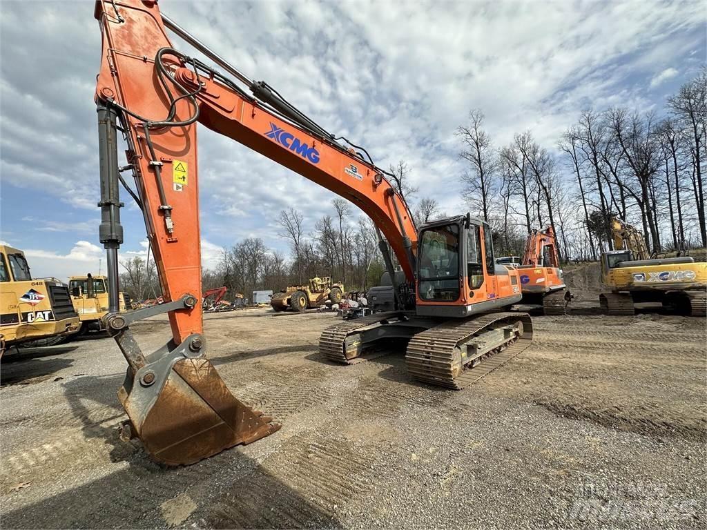 XCMG XE210CU Kāpurķēžu ekskavatori
