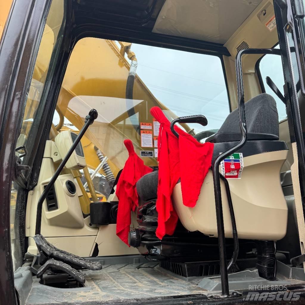 CAT 330 C Kāpurķēžu ekskavatori