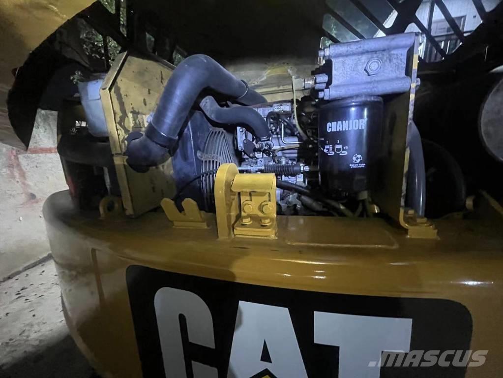 CAT 307 D Kāpurķēžu ekskavatori