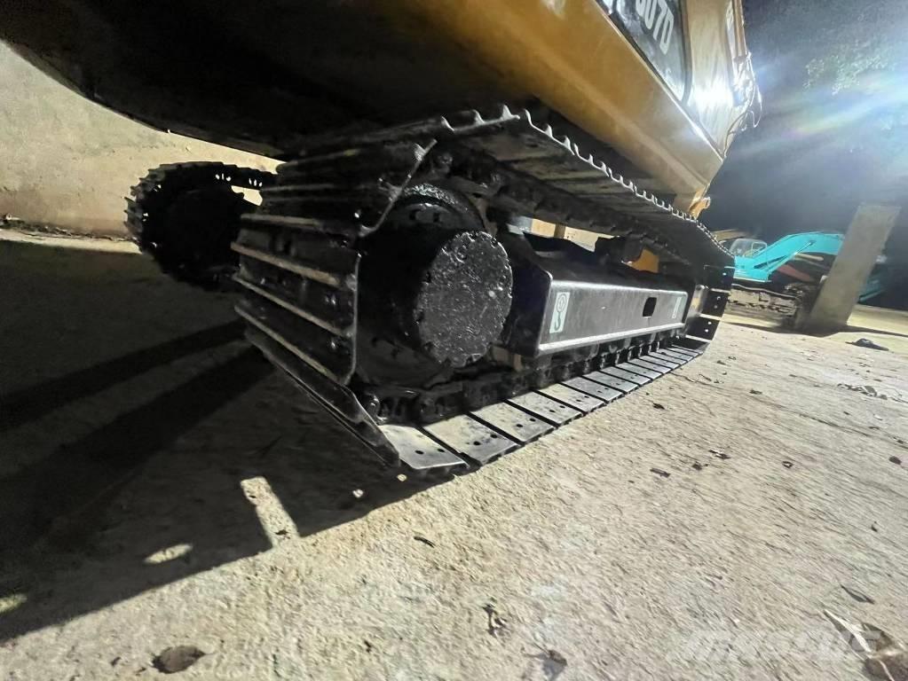 CAT 307 D Kāpurķēžu ekskavatori