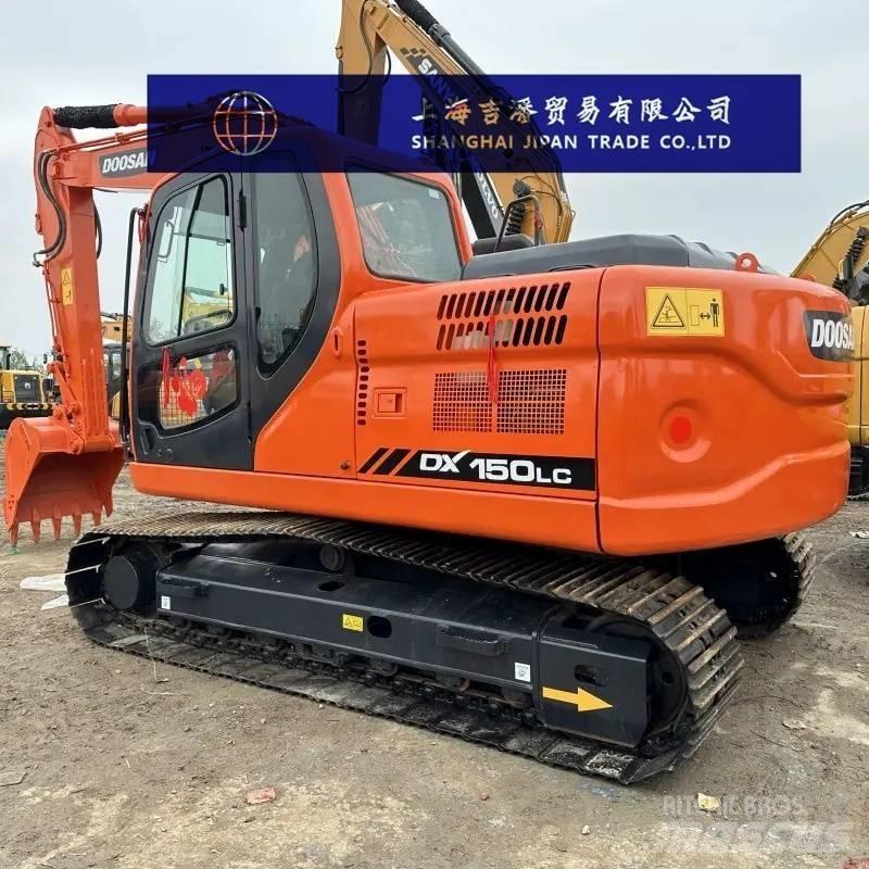 Doosan DX 150 Kāpurķēžu ekskavatori