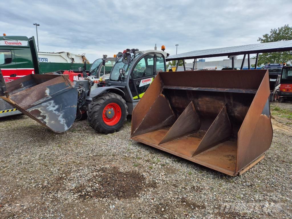 CLAAS Scorpion 7044 Lauksaimniecības pacēlāji