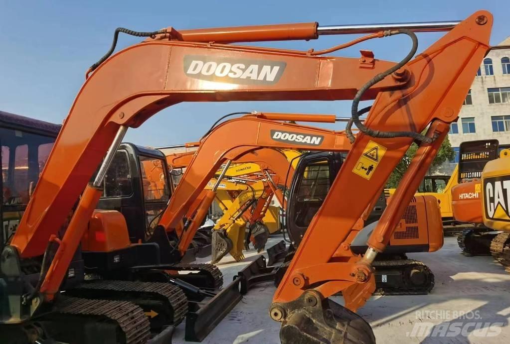 Doosan DH55 Kāpurķēžu ekskavatori