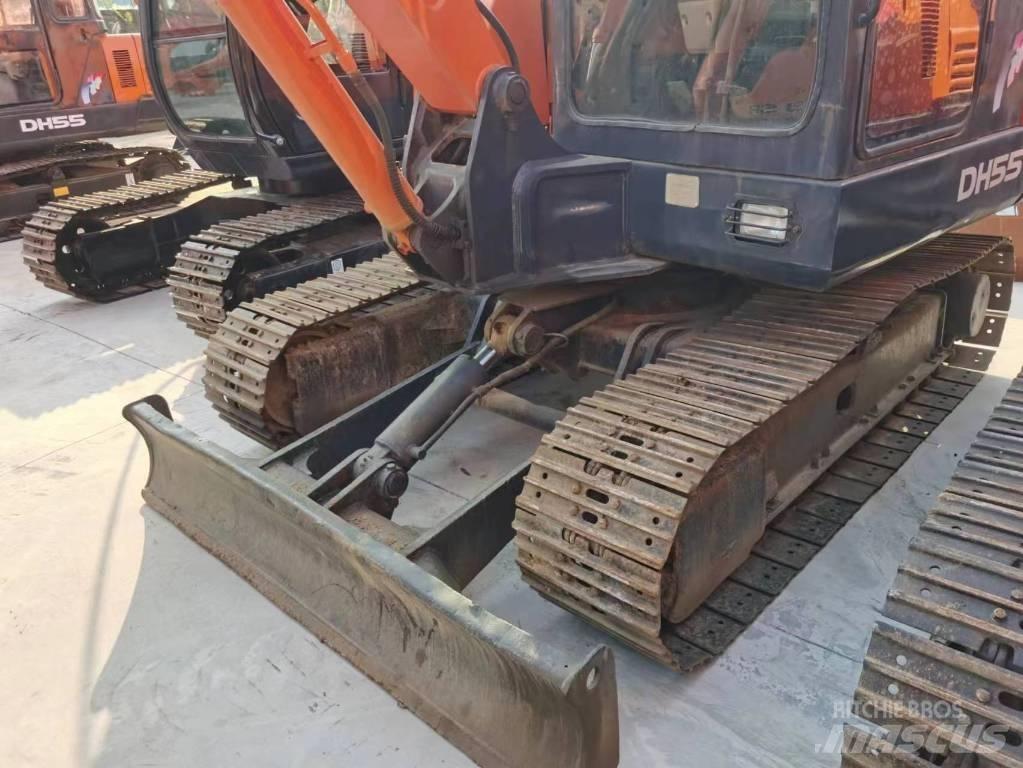 Doosan DH55 Kāpurķēžu ekskavatori