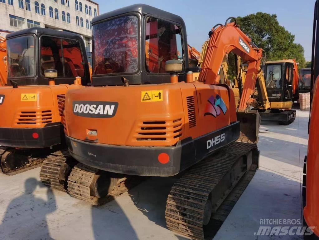 Doosan DH55 Kāpurķēžu ekskavatori
