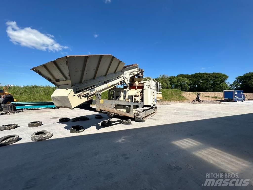 Metso LT 200 HP Mobilie drupinātāji