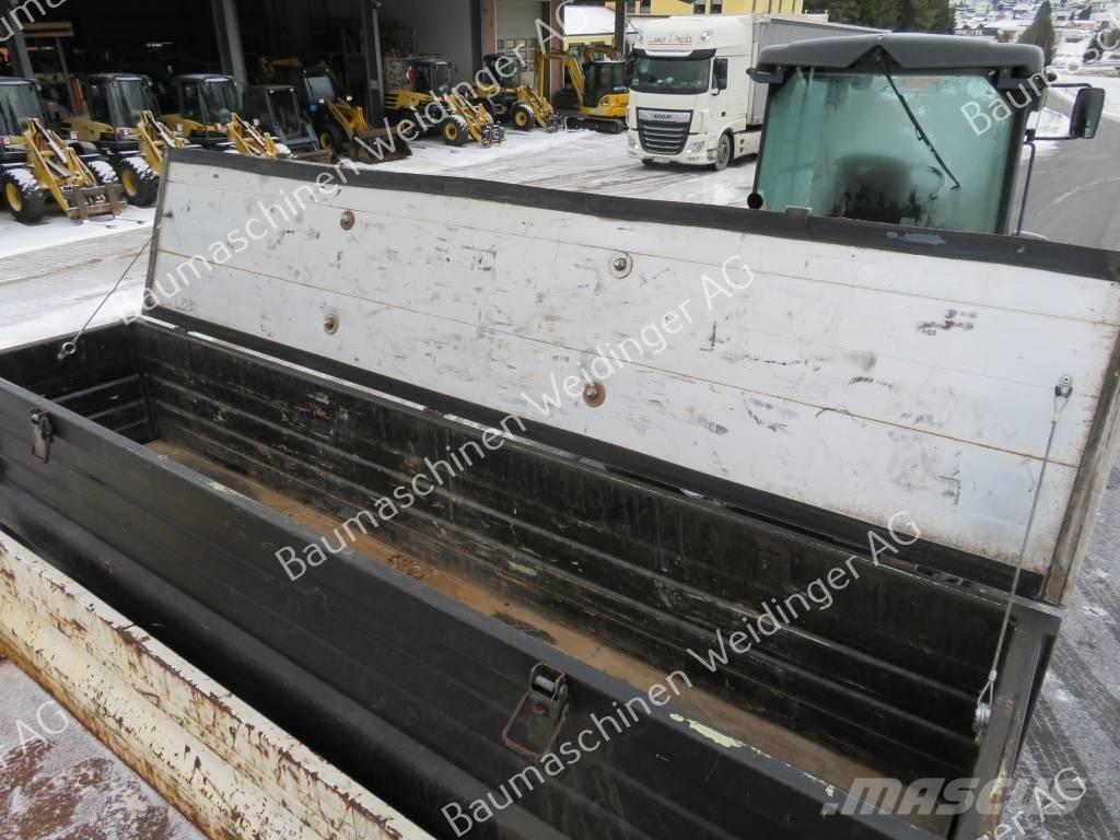 Blomenröhr 885/10500 Citas piekabes