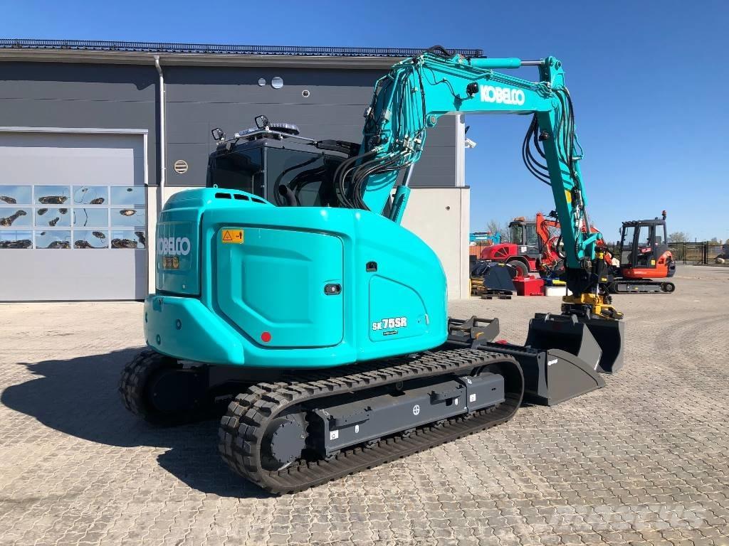 Kobelco SK 75 SR Vidēja lieluma ekskavatori 7 t - 12 t