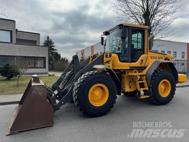 Volvo L 60 F Iekrāvēji uz riteņiem