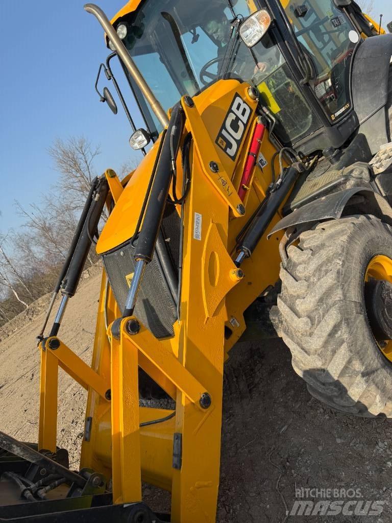JCB 3 CX 14 Ekskavatori-iekrāvēji