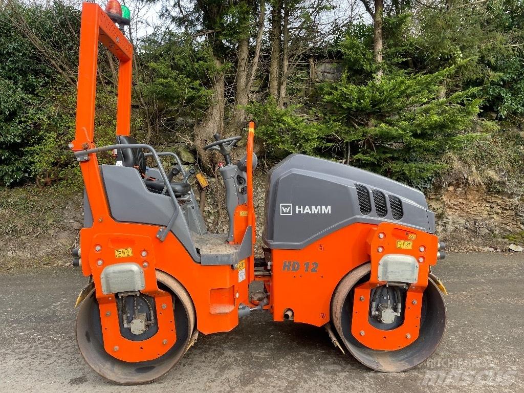 Hamm HD 12 Divvalču grunts veltņi
