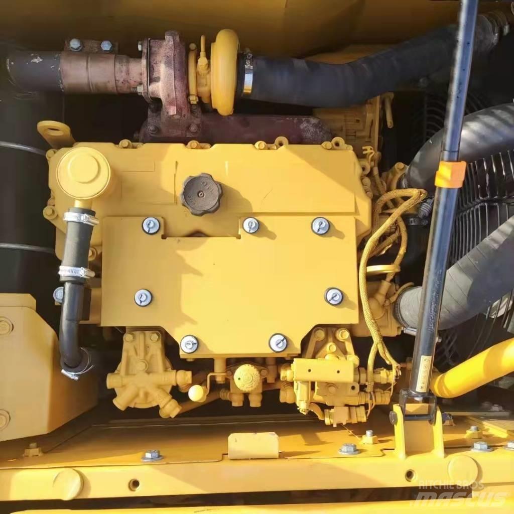 CAT 312 D Kāpurķēžu ekskavatori