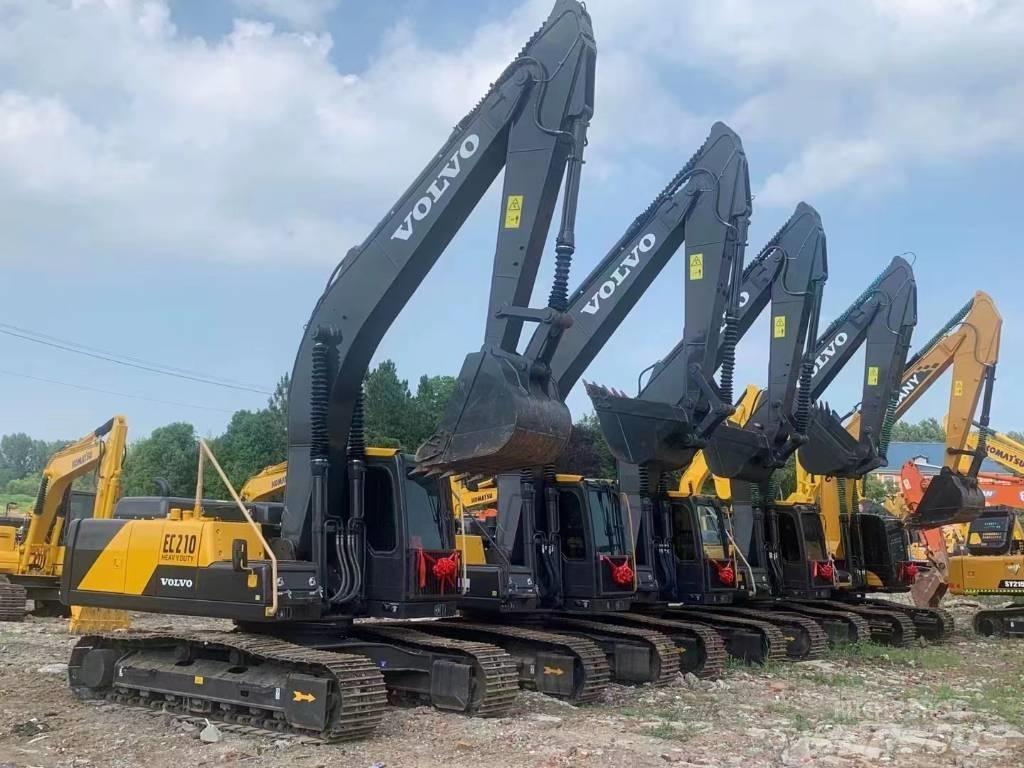 Volvo EC210 Kāpurķēžu ekskavatori