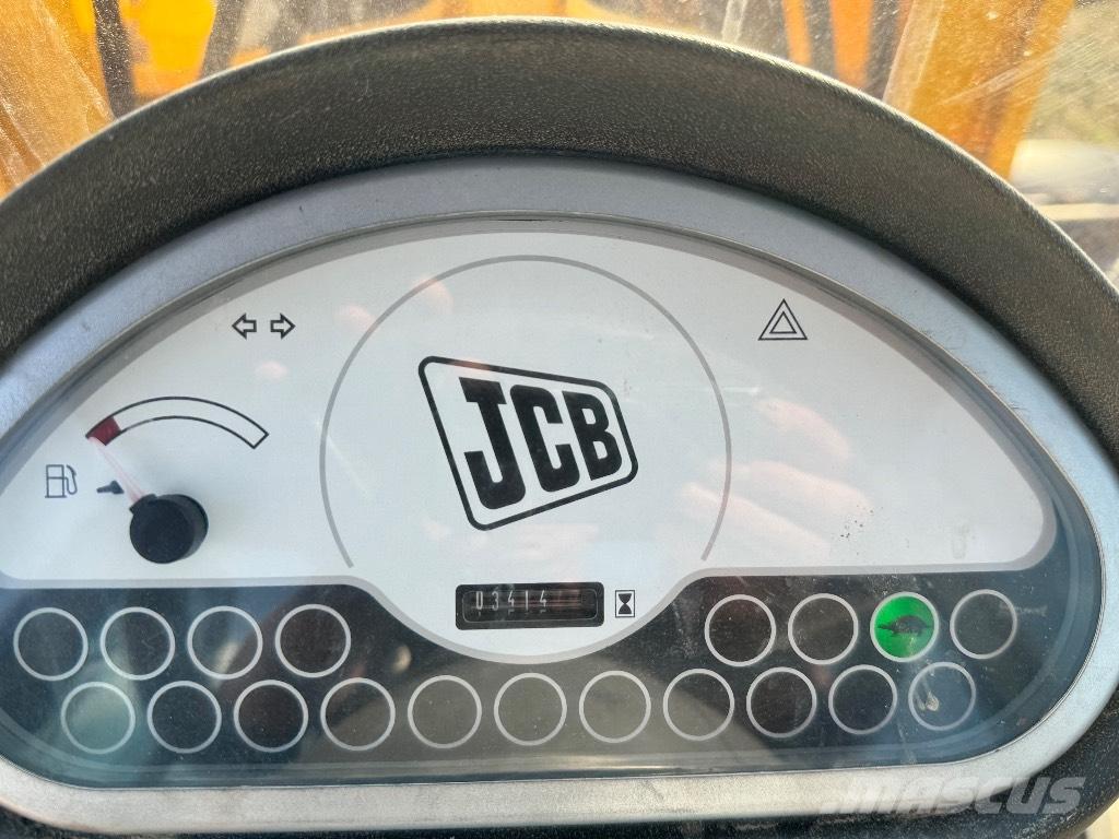 JCB 406 Iekrāvēji uz riteņiem