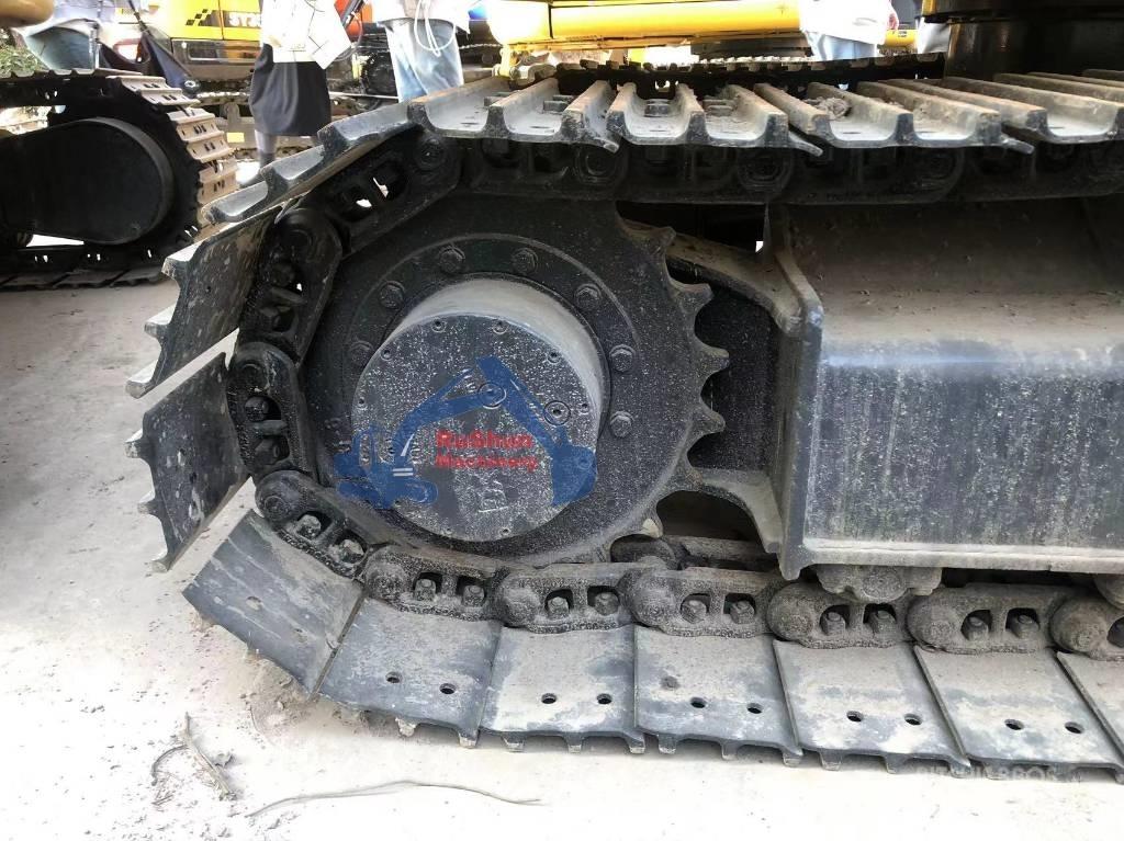 Komatsu PC70-8 Kāpurķēžu ekskavatori