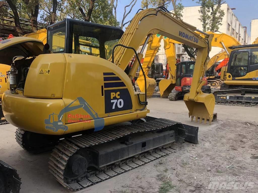 Komatsu PC70-8 Kāpurķēžu ekskavatori