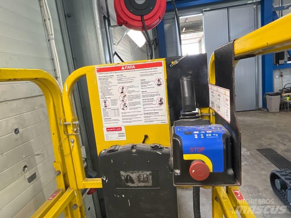 Saxlift GMG 930 ED, Šķerveida pacēlāji