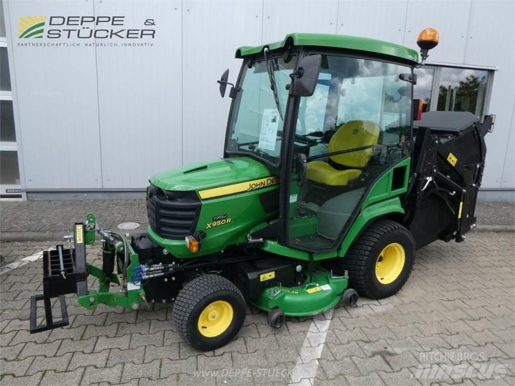 John Deere X950R Kompaktie traktori