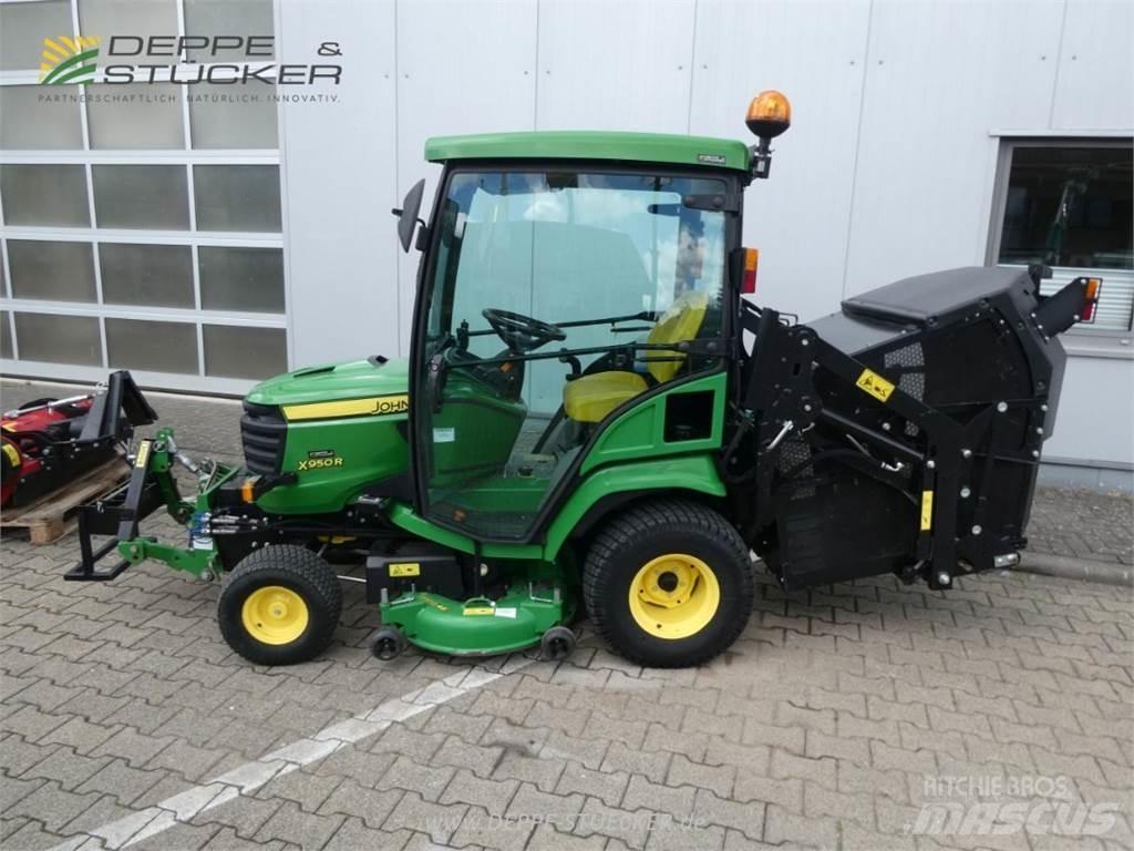John Deere X950R Kompaktie traktori