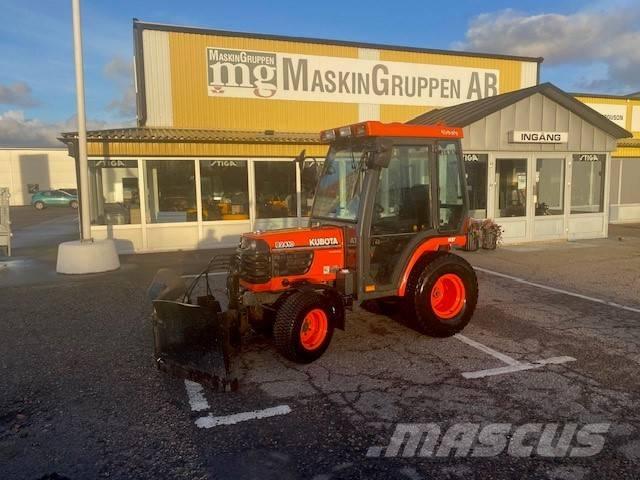 Kubota B 2410 Kompaktie traktori