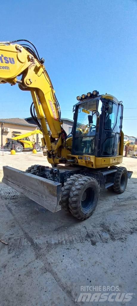 Komatsu PW98 MR-11 Ekskavatori uz riteņiem