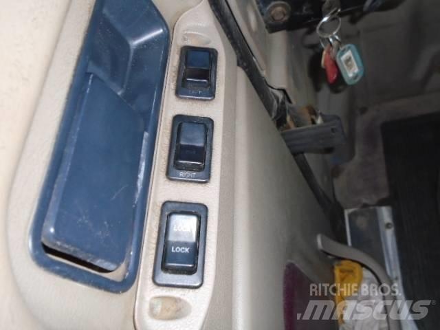 International 9200 i Pašizgāzējs
