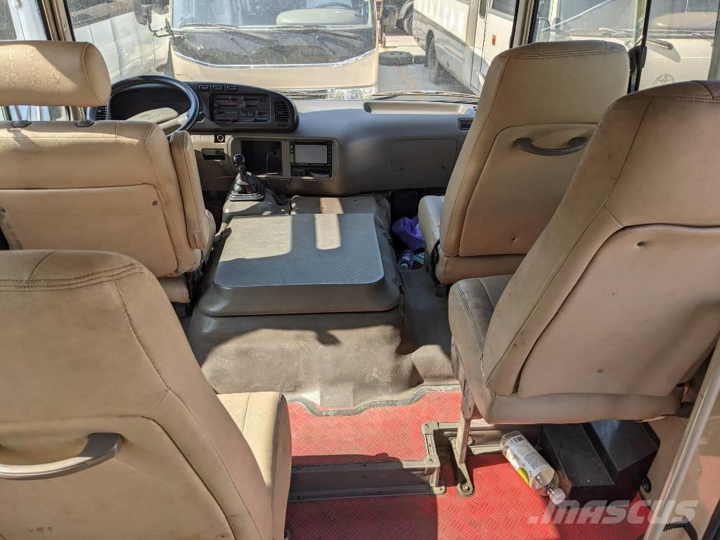 Toyota Coaster Bus Mikroautobusi