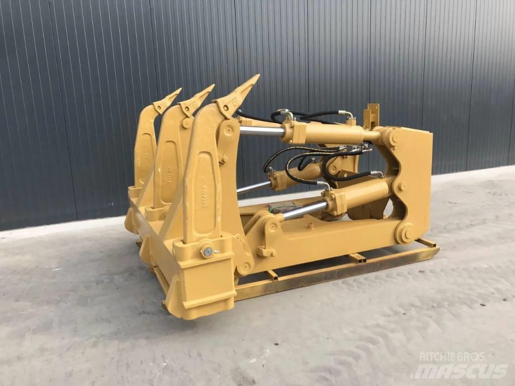 CAT D7 Skarifikatori