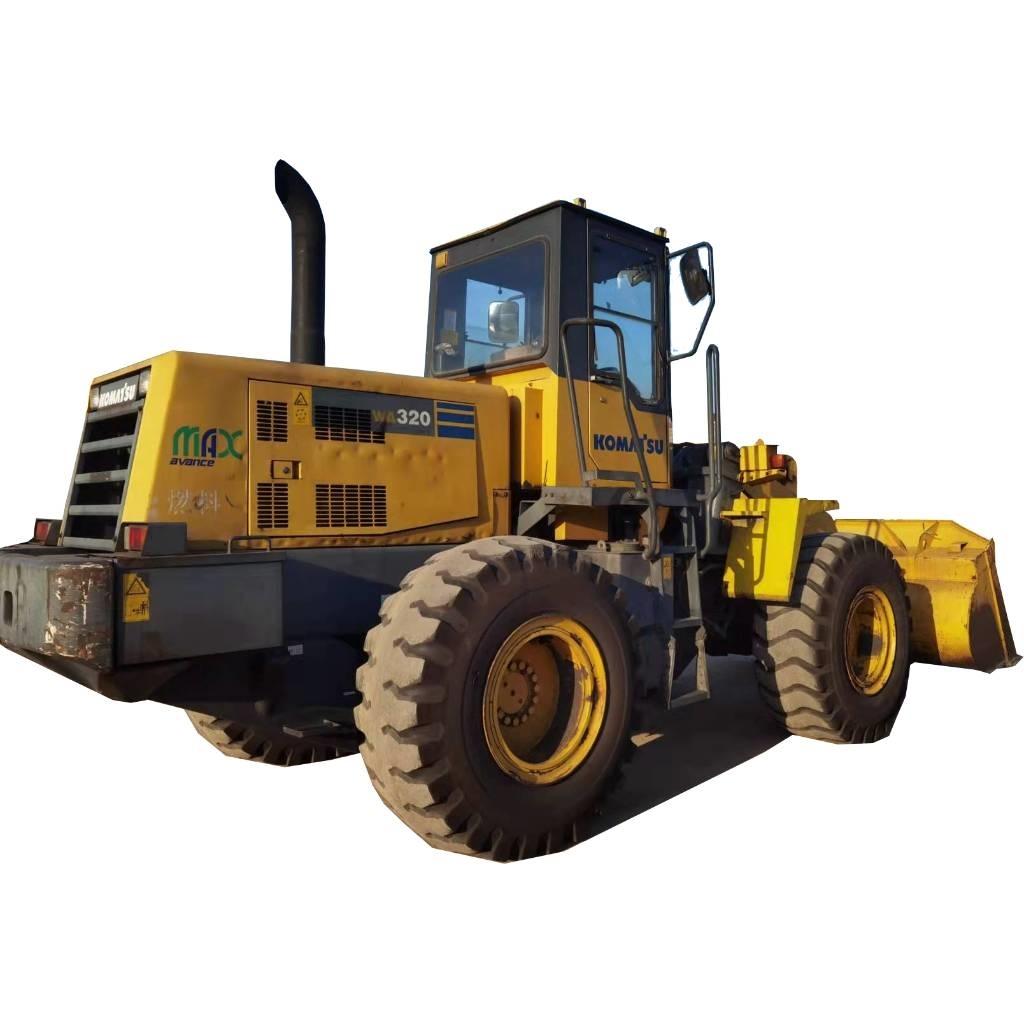 Komatsu WA 320-3 Iekrāvēji uz riteņiem