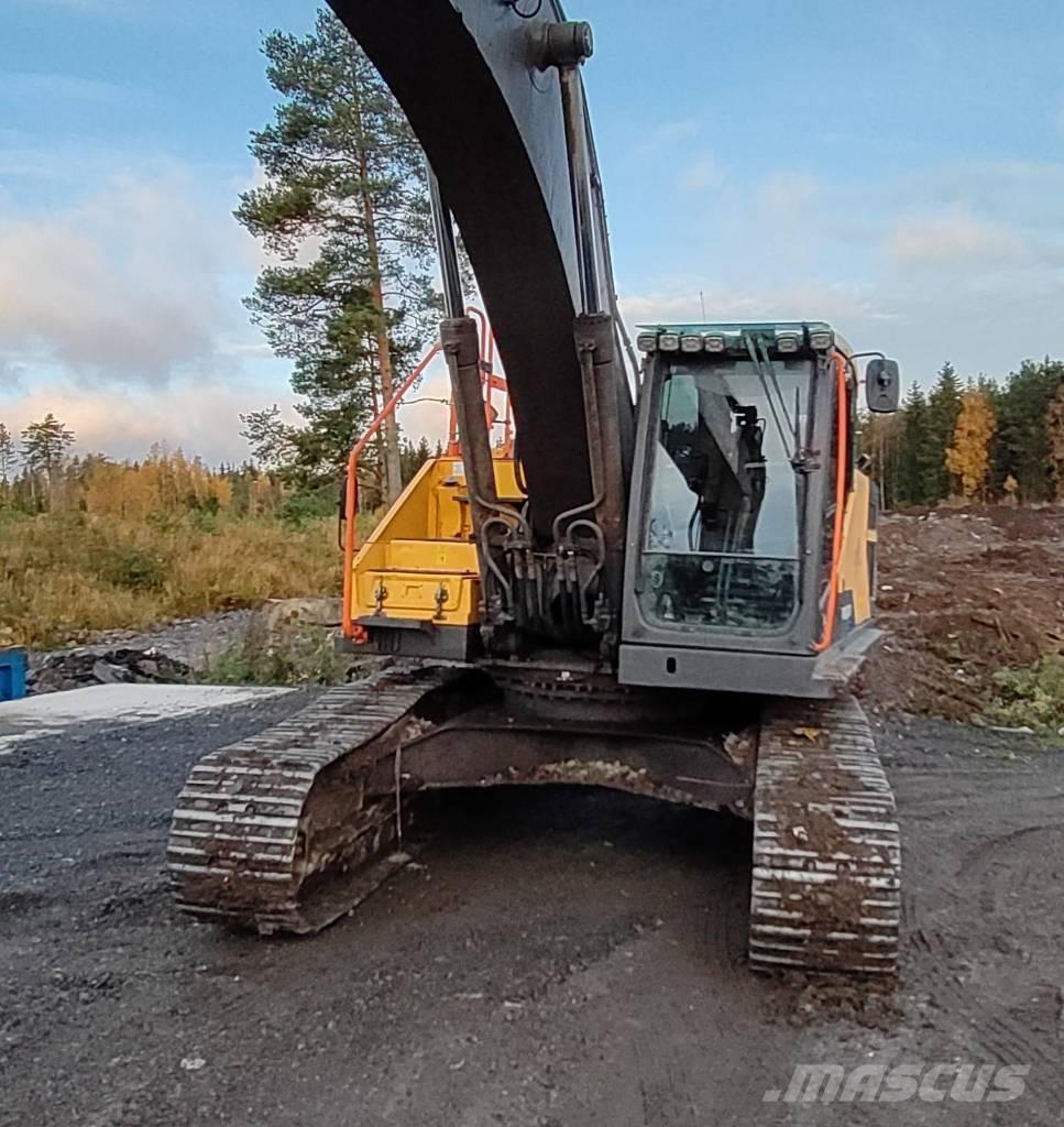 Volvo EC 300EL Kāpurķēžu ekskavatori