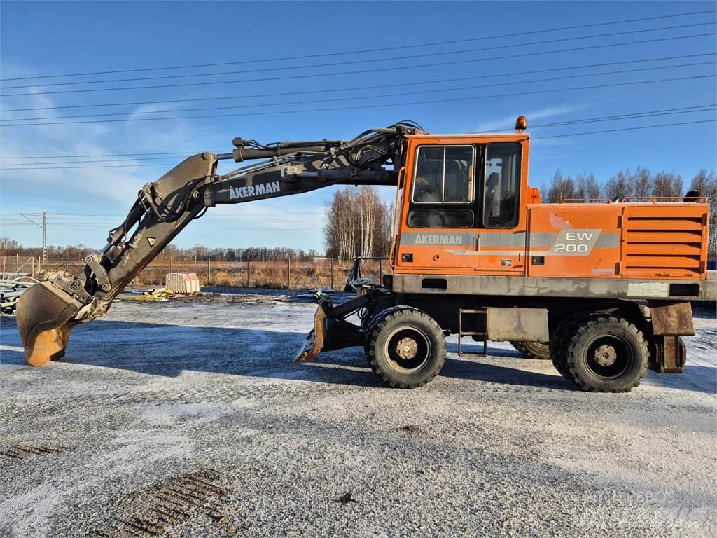 Åkerman EW 200 Ekskavatori uz riteņiem